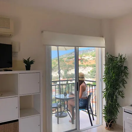 Panoramic Holidays Apartamento Peyia